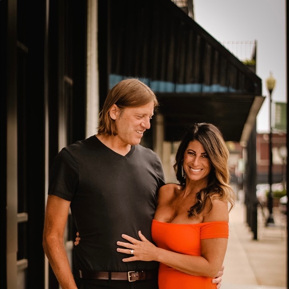 Meet your Posher, Carrie - Picture 1 of 1